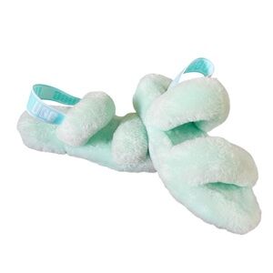 UGG Women’s Soft Mint Fluffy Sandals
